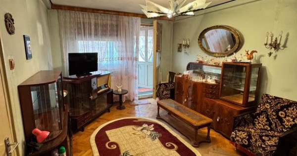 Apartament 2 camere semi-decomandat CENTRAL