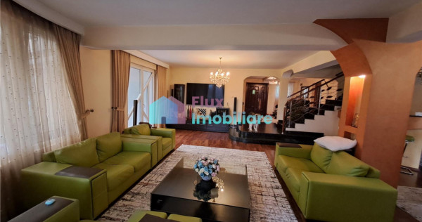 Vila cu 20 ari teren in Scheia