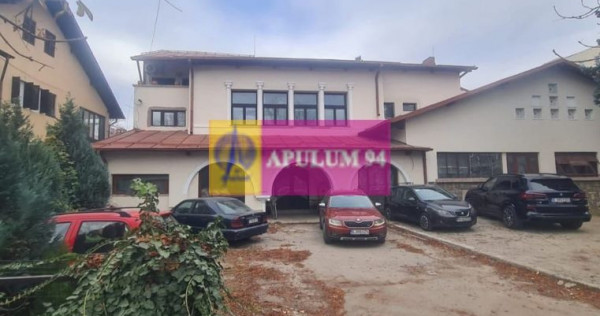 Spatiu comercial de vanzare in Campina