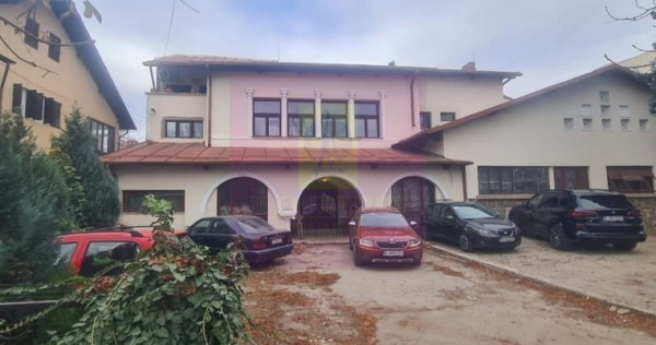Spatiu comercial de vanzare in Campina