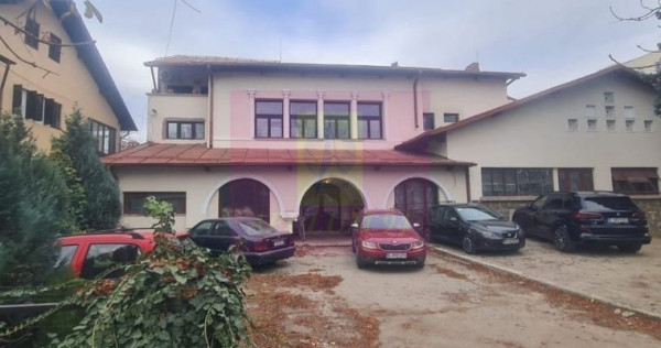Spatiu comercial de vanzare in Campina