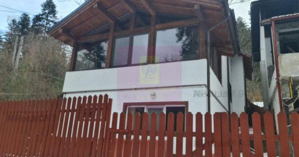 Vilă de v&acirc;nzare in Sinaia - Zona Cumpătu