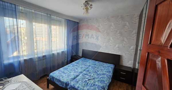Apartament 3 camere de vânzare – Zona 1 Decembrie, Pia...