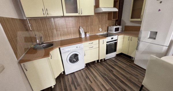 Apartament 2 camere, etaj 3, zona Dumbrava.