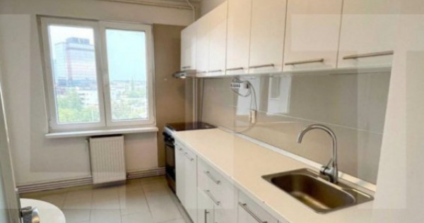 Apartament de vanzare, cu 3 camere de vânzare, zona ultrace
