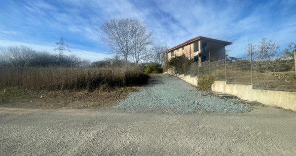 Teren intravilan construibil de v&acirc;nzare &icirc;n Agigea &ndash; Poar