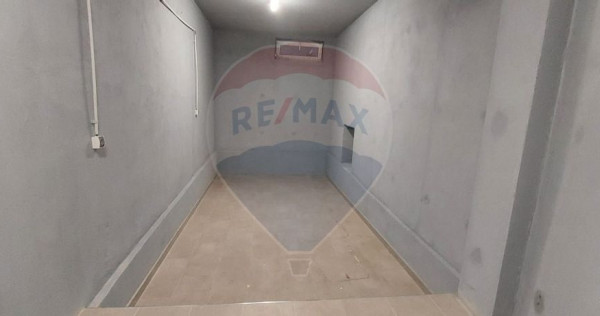 Spatiu de depozitare in subsol 24 mp Boxa multiple functi...