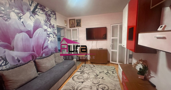 Apartament 4 camere transformat in 3 camere