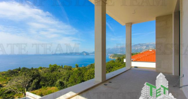 Casa de in Budva Muntenegru