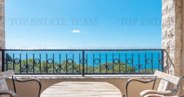 Vila de in Budva Muntenegru