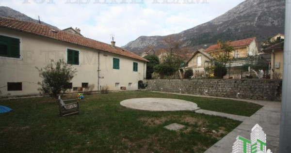 Casa de in Kotor Muntenegru