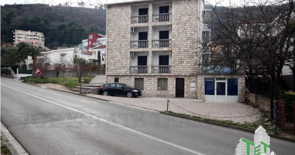 Casa de in Budva Muntenegru