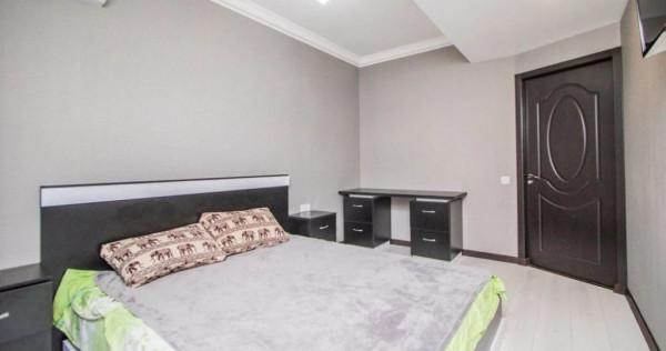 1 camera zona Sagului