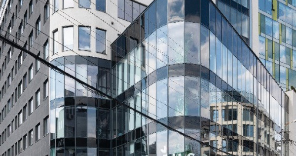 Spațiu de birou privat pentru 1 persoană în Regus Central Business