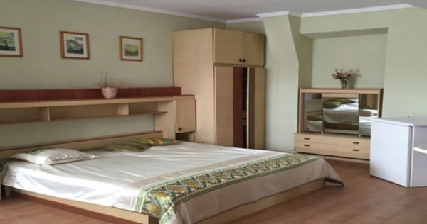 1 camera in zona Piata Victoriei