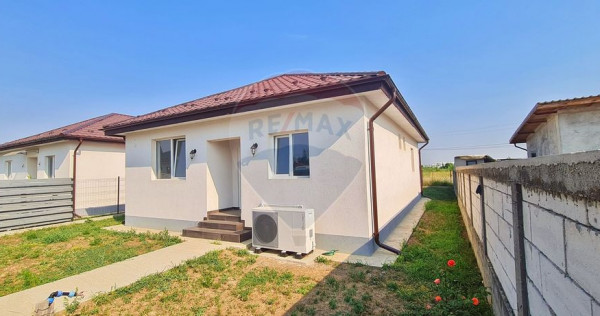 Casă nouă &icirc;n Ciorog&acirc;rla - 3 dormitoare, living spațios