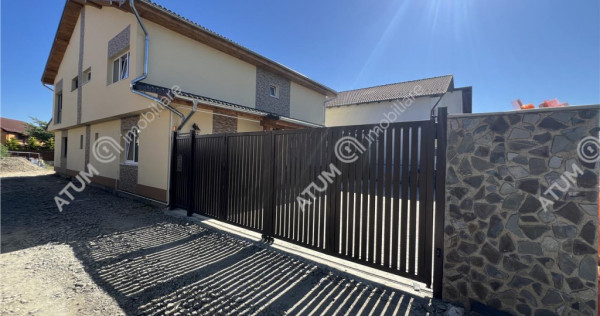 Casa la cheie cu 4 camere 3 bai si teren de 290 mp zona Bran