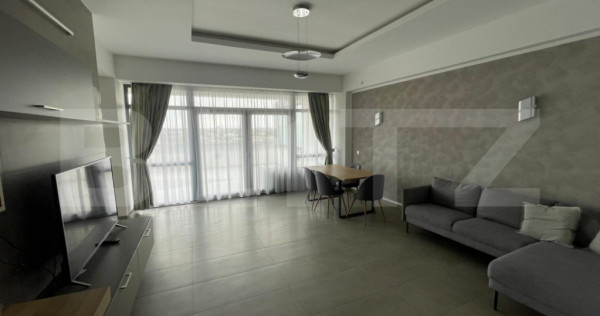 Penthouse cu 4 camere 120 mp si terasa 55 mp, zona centrala