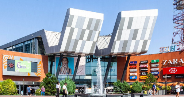 Spațiu de birou privat pentru 1 persoană în Regus Sun Business Centre