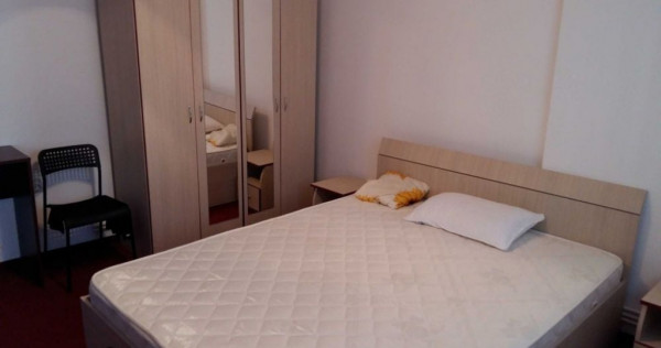 1 camera in zona Centrala