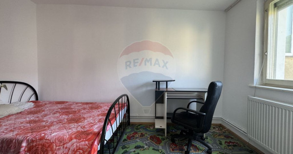 Ap. cu 3 camere, et.4, str. Feleac 1A