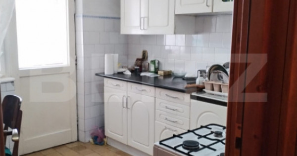 Apartament cu 4 camere, etaj intermediar, 95 mp, ULTRACENTRA