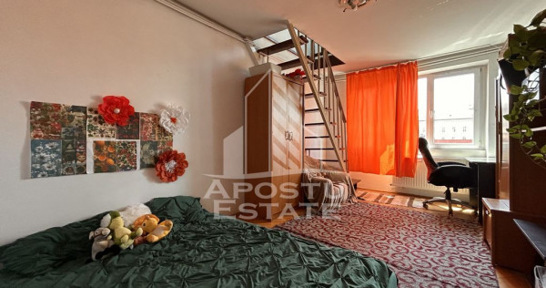 4 camere decomndat Piața Unirii | Terasă, parcare în c...