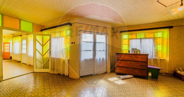 Casă cu 4 camere și teren 540 m &icirc;n Pecica &ndash; Zonă ex...