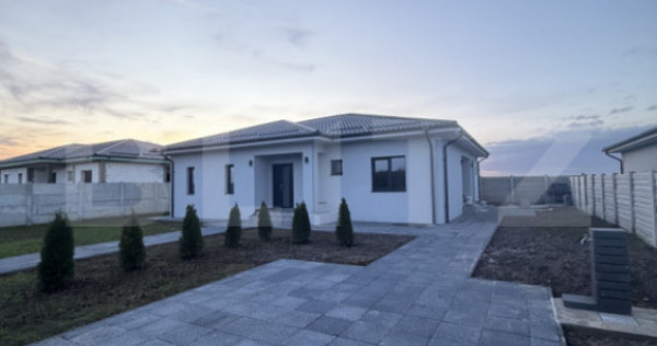 Casa parter, 127 mp utili, la cheie, 600 mp teren, Pielesti