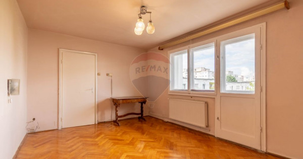 Apartament 3 camere de vanzare, 63mp, decomandat, boxa, A...