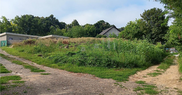 Bucium langa Motel TEREN 1650mp intravilan toate utilitatile