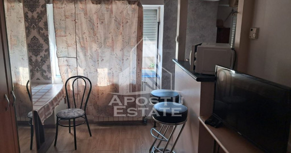 Garsoniera in zona Buziasului de 22 mp, centrala termica ...