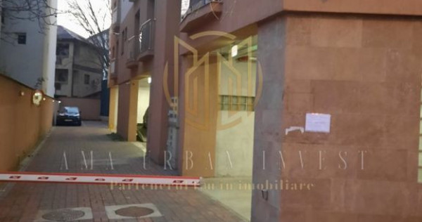 Aleea Fizicienilor 2 B vand loc parcare interior 7500 euro