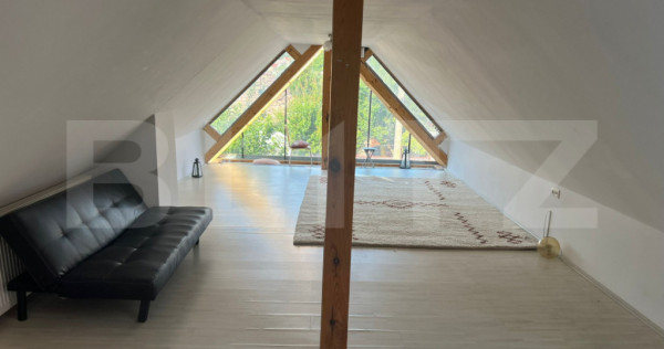 Mansardă de &icirc;nchiriat &ndash; 2 camere, 65 mp, ideală pentru