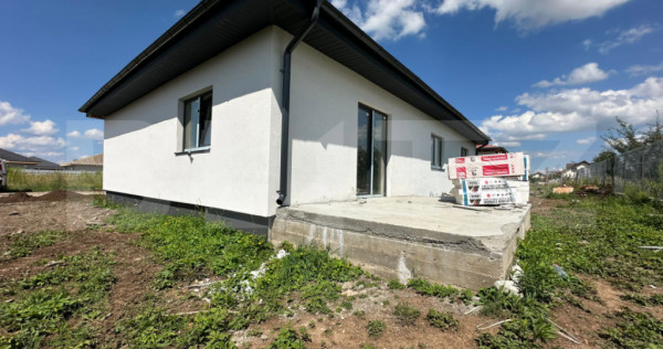 Casa noua cu 4 camere in Tarlungeni