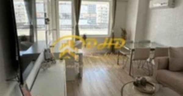 Apartament cu 2 camere situat la Royal Town