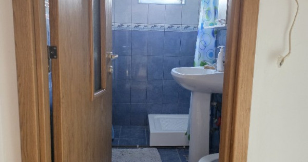 Apartament 2 camere Valcea, zona centrala