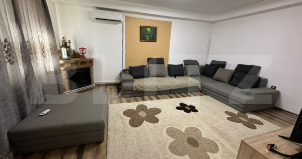 Casa de vanzare in zona Pandurasu