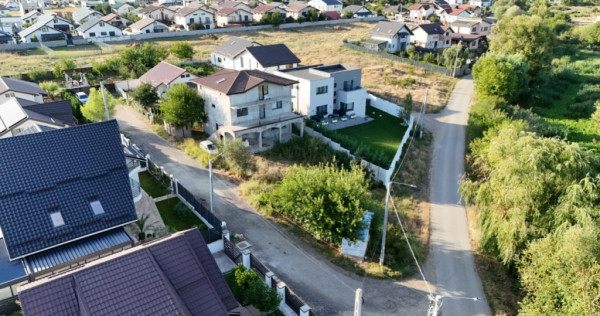 BERCENI-VIDRA, CASA P+E+M 142 MP, LOT 700 MP!