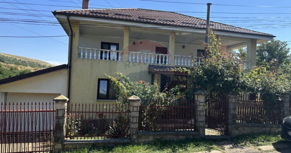 Casă spațioasă în Ciritei, gata de mutat