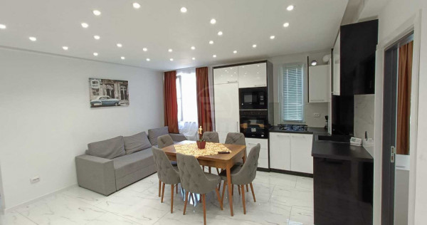 Apartament 3 camere,zona Razoare