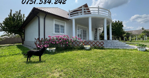 CASA DEOSEBITA loc NICULITEL jud TULCEA