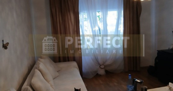 Apartament 2 camere,semidecomandat,9 MAI,PARTER,pret 62.000 EUR!!!