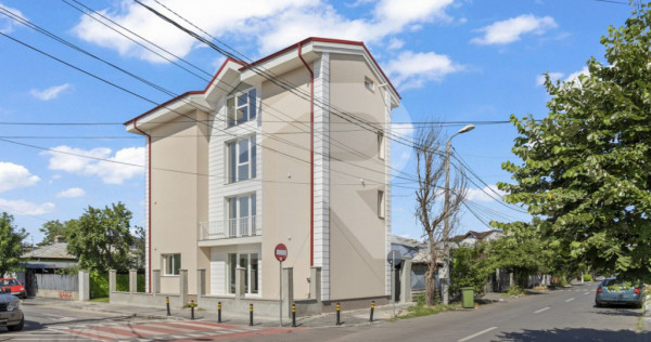 Vila sector 1 - 300mp - P+2+M - 11 camere - Chitila