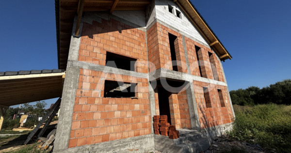 Casa individuala de vanzare constructie noua 2025 Sura Mare