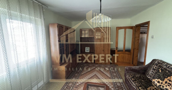 APARTAMENT 2 CAMERE 2 BALCOANE ETAJ 4 GRUI CAMPULUNG