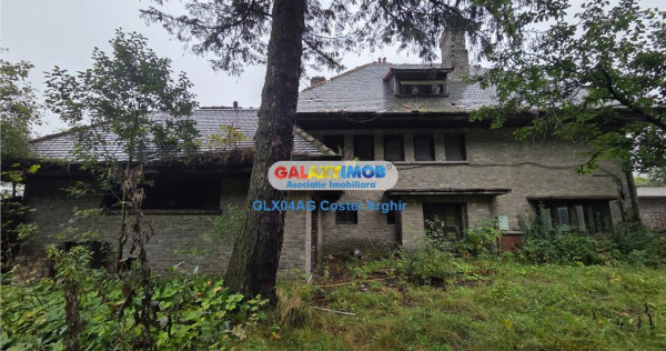 Vindem Vila-Pensiune in Sinaia , teren 6290 mp intravilan CC