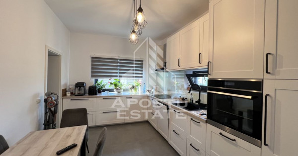 Casa pe parter deosebit de frumoasă în zona liniștită