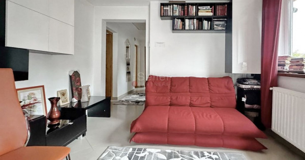 Apartament in casa | Curte individuala