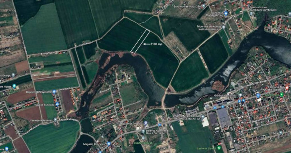 Teren INTRAVILAN de 8100 mp, cu deschidere către Lacul B...